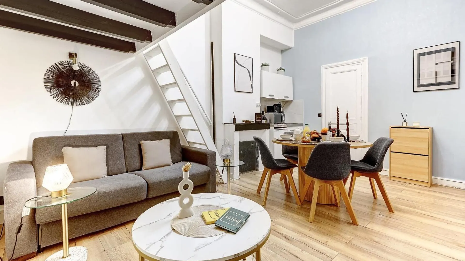 アパート Charme Parisien Studio Cosy Pour 4 Personnes フランス